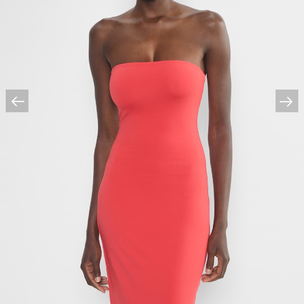 BNWT Aritzia contour tube maxi dress in cherry red.